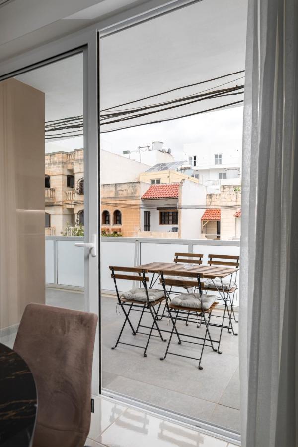 Modern 3Br Stylish Apartment With Large Balcony - Close To St Julians And St Georges Bay Is-Swieqi Екстер'єр фото